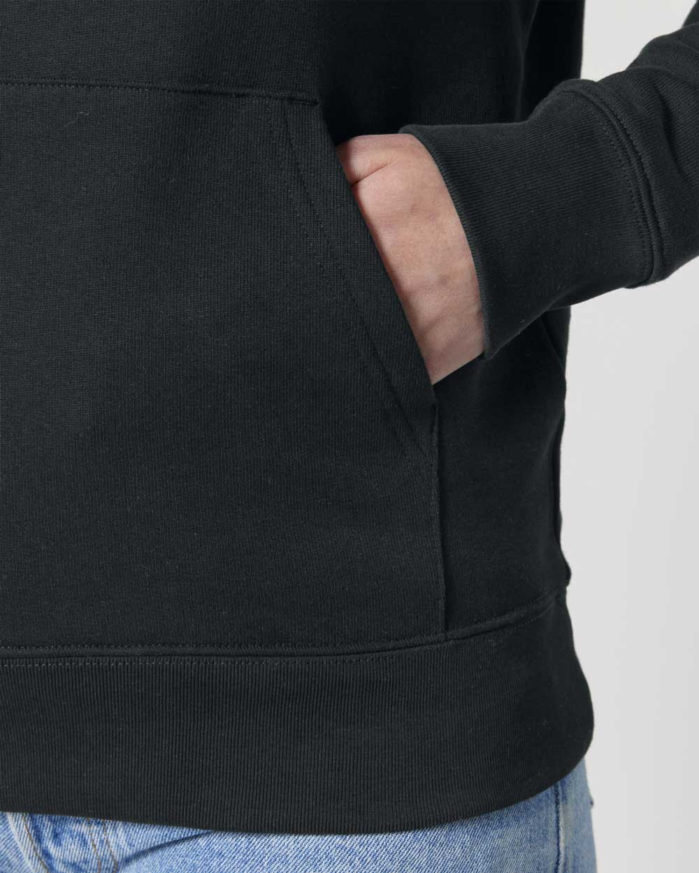 Basic Hoodie aus Bio-Baumwolle | Nachhaltige Mode - elvature